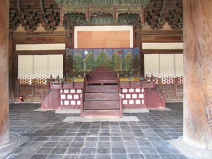 Séoul - Changgyeonggung - salle du trône