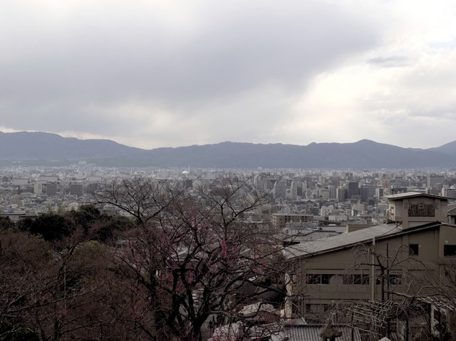 Kyoto - vue de la ville depuis la terrasse du temple Kiyomizu-dera