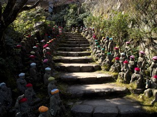 Hiroshima - Miyajima - Temple Daisho-in - autre chemin de petits Bouddhas