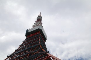 Tokyo - Tokyo Tower - close view