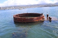 Oahu - Pearl Harbor - un bout de l'épave du USS Arizona