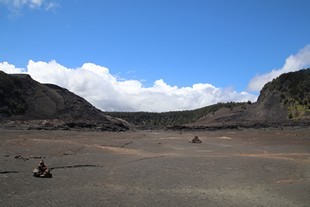 Big Island - Volcanoes National Park - Kilauea Iki Crater, view from the end of the crater