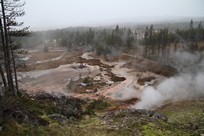 Yellowstone National Park - Norris - Artists Paintpots - view from the top