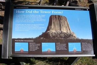 Devils Tower - explanations about the formation of the tower